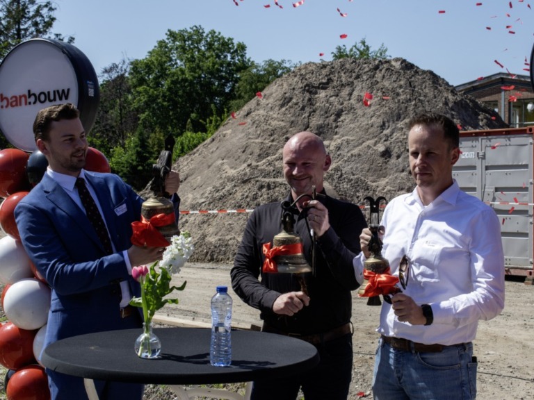 Klokkengietery_1 (Middel)