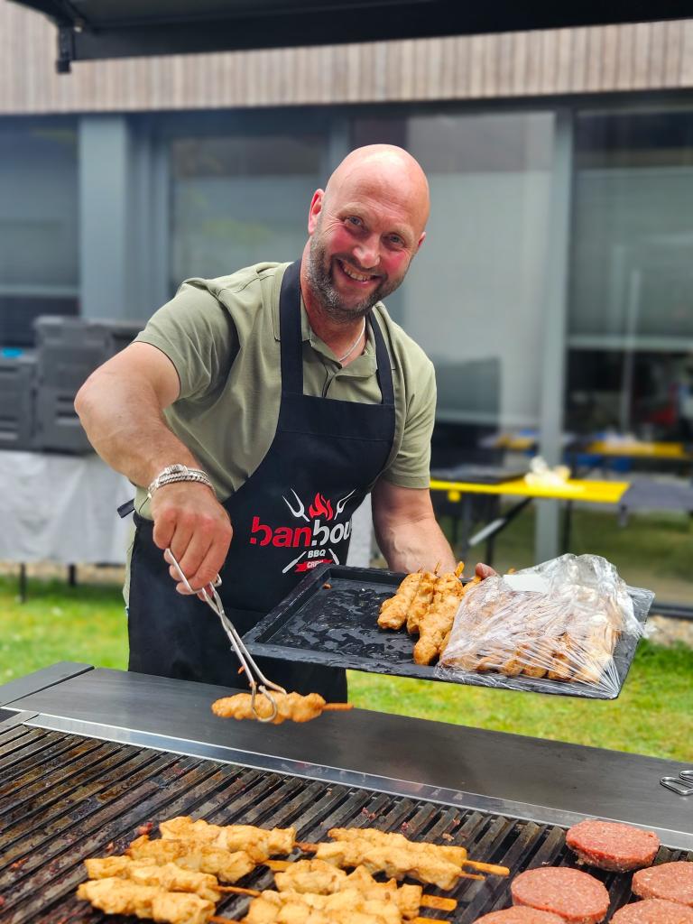 Bouwvak barbecue 2025 (8) (1)